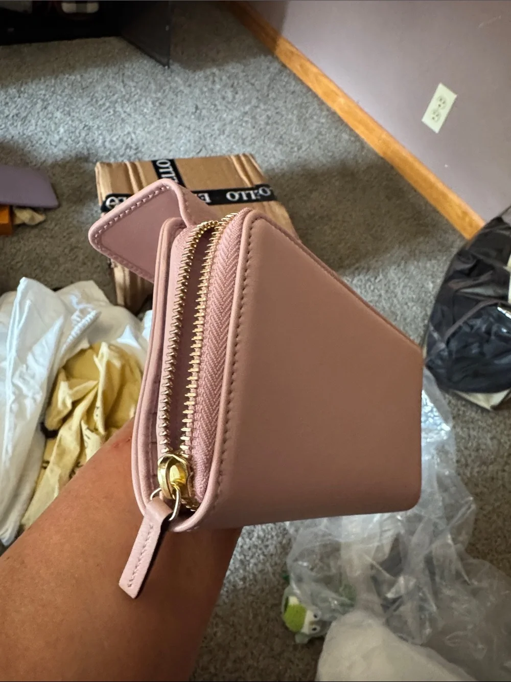 Gucci Soft Pink Leather Continental Wallet